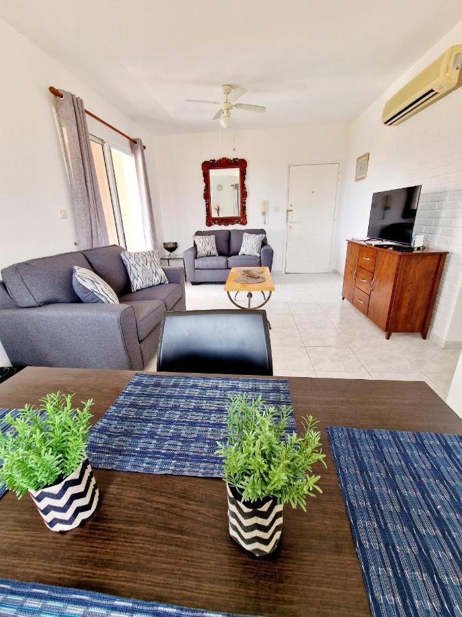 Emma'S Place, 2 Bedroom Apartment With Pool View Paphos Exteriör bild