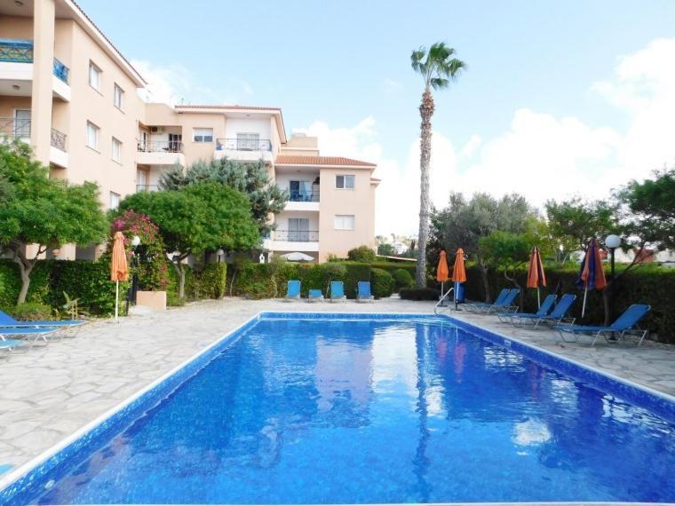 Emma'S Place, 2 Bedroom Apartment With Pool View Paphos Exteriör bild